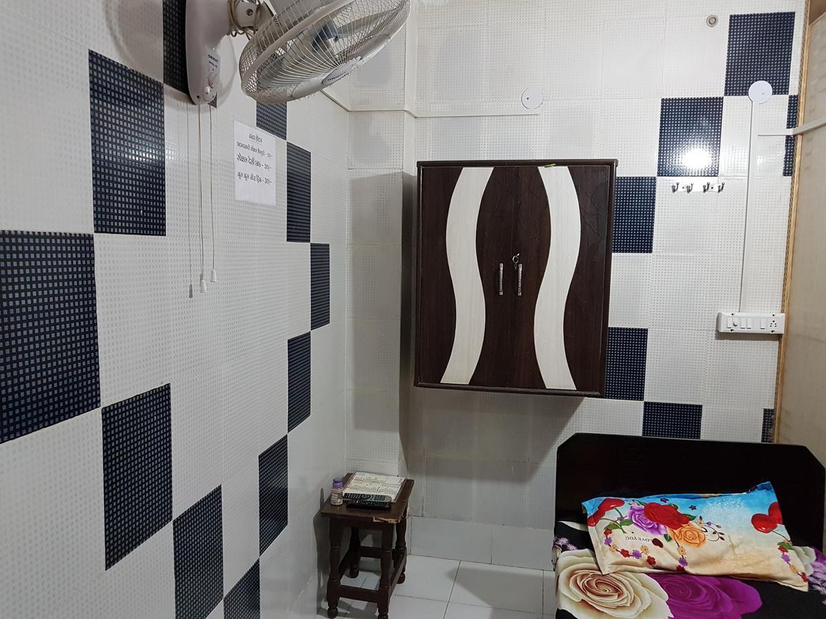 Nanda Hotel Hanumāngarh Zewnętrze zdjęcie