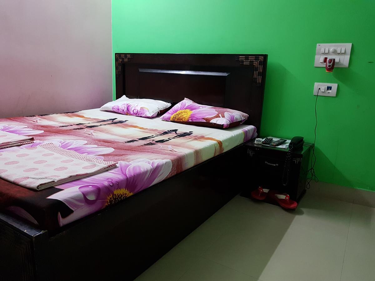 Nanda Hotel Hanumāngarh Zewnętrze zdjęcie